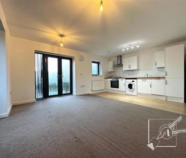 2 bedroom flat to rent - Photo 2