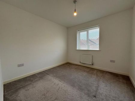 3 bedroom detached house to rent - Photo 4