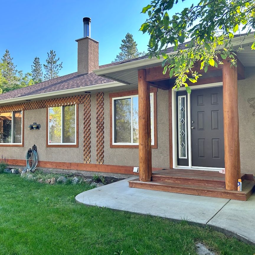 Ellison: 3 bed, 3 bath – Gardening enthusiasts welcome! - Photo 1