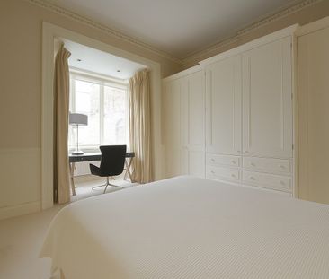 1 Bed Flat, Cadogan Place, SW1X - Photo 4