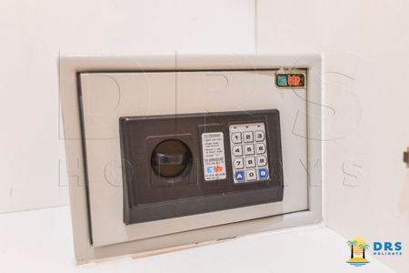 Apartamento de alquiler en Carrer Comte Ramon Borrell, 9, Centre - Photo 2