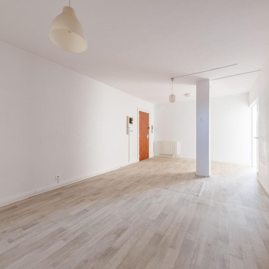 Location Appartement 1 pièce 41m² CLERMONT FERRAND 63000 - Photo 1