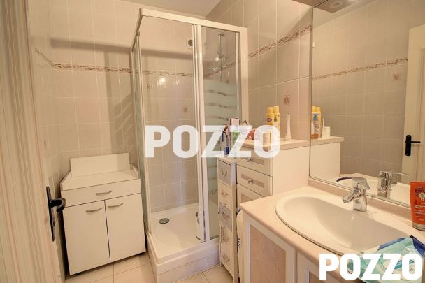 Location - Appartement 2 pièce(s) - 47 m² - Granville - Photo 1