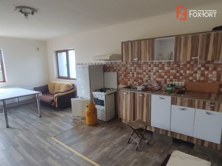 Casa de inchiriat pe 3 niveluri in Dumbravita, pretabila mun - Photo 5