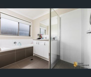 5 Firetail St, Deebing Heights, Qld 4306 - Photo 6