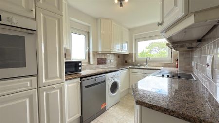 2 Bedroom Apartment - Photo 5