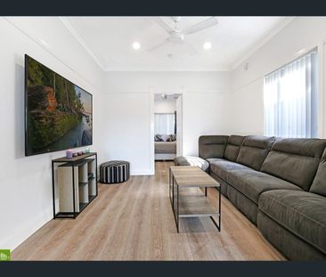 19 Lake Heights Road, Lake Heights, NSW 2502 - Photo 3