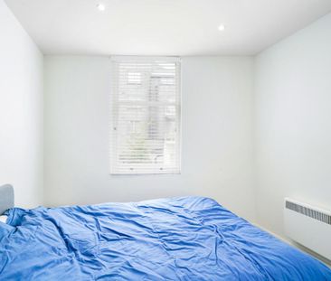 1 bedroom in London - Photo 1