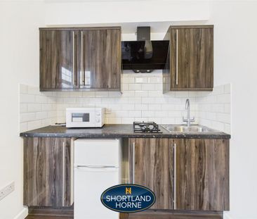 Studio to rent - Photo 6