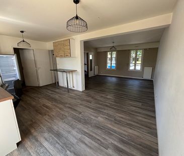 Location Maison 4 pièces 92m² OCTEVILLE 50130 - Photo 1