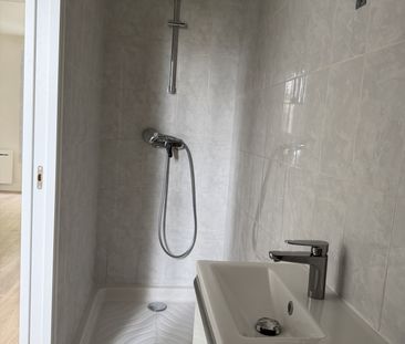 Location Appartement 1 pièce 22m² ST MAUR DES FOSSES 94210 - Photo 5