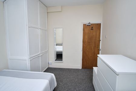 23 York Road - Photo 5