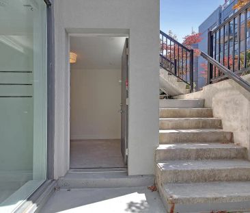 Wallace Walk - 380 Wallace Avenue — 2 Bedroom + Den - Photo 2