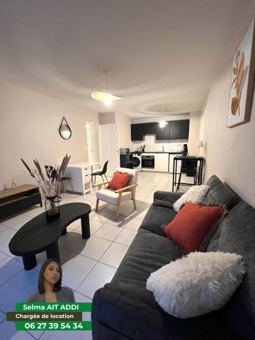 Location Appartement 2 pièces 46m² ST ETIENNE 42000 - Photo 2