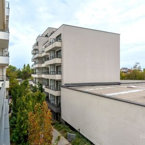 Appartement te huur in Evere voor € 1.500 met 2 slaapkamers - Photo 3