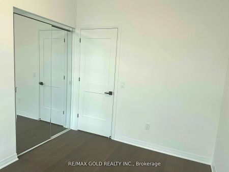 490 Gordon Krantz Avenue #423 - Photo 5