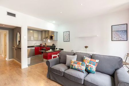 Rambla del Poblenou, Barcelona, Catalonia 08005 - Photo 5