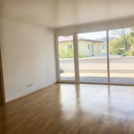 Attraktive 2-Zimmerwohnung mit Terrasse und Tiefgaragenplatz in Feldkirch zu vermieten! - Photo 1