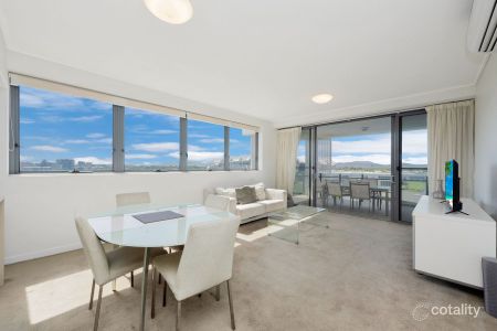 City Living - Photo 2