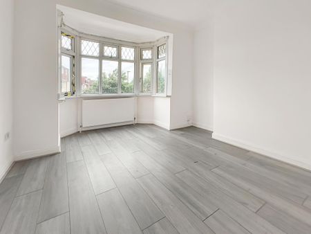 3 bedroom terraced house to rent - Photo 2