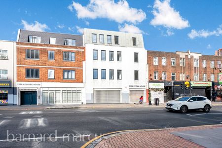 High Street - Photo 3