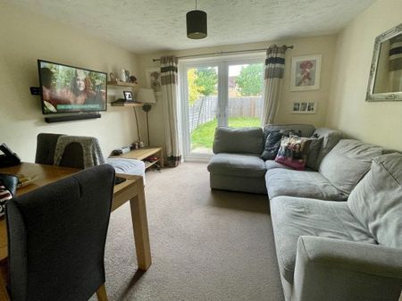 Sorrell Drive, Newport Pagnell, MK16 - Photo 5