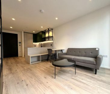 Studio to rent - Photo 2