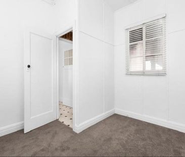 3/32 Vautier Street, Elwood VIC 3184 - Photo 6