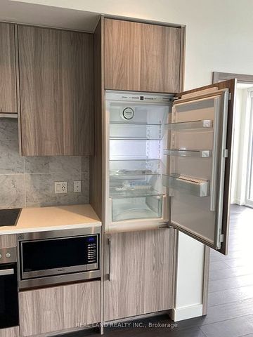 For Lease - 85 Mcmahon Drive Unit# 603, Toronto, Ontario - Photo 3