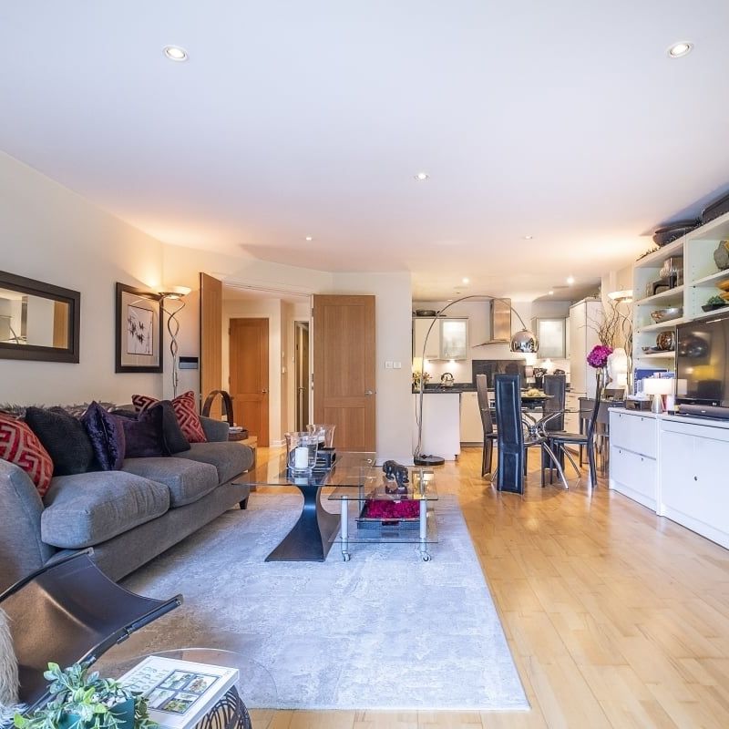 2 bedroom apartment to rent - Photo 1