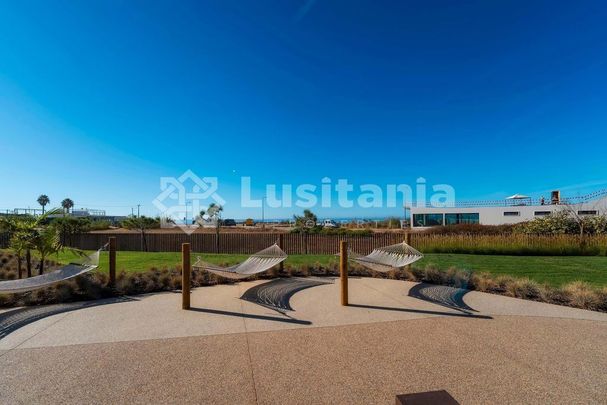 Luxury Apartment for rent in Loulé, Distrito de Faro - Photo 1