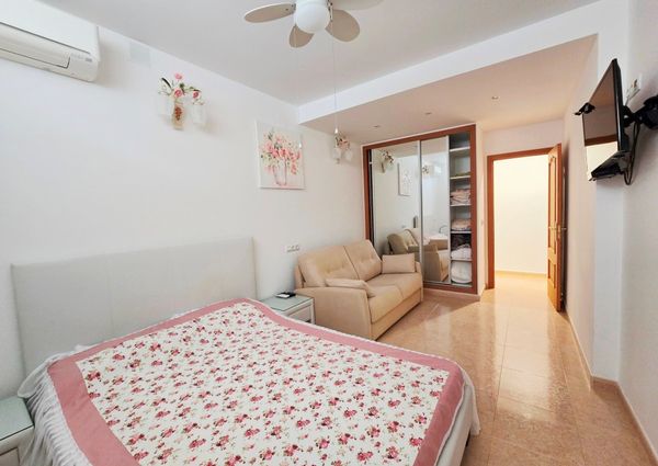 LONG TERM RENTAL Beautiful villa with sea views for rent in Benissa coast with 5 bedrooms.