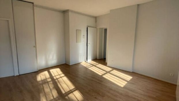 Appartement F2 résidence ancienne - coeur de centre ville - Photo 1