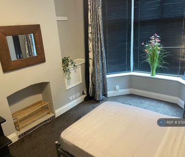 1 bedroom in a house share to rent - Photo 5