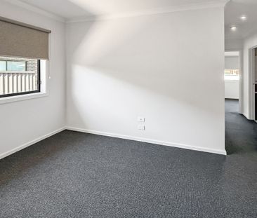 10 Tipperary Street, Alfredton - Photo 2