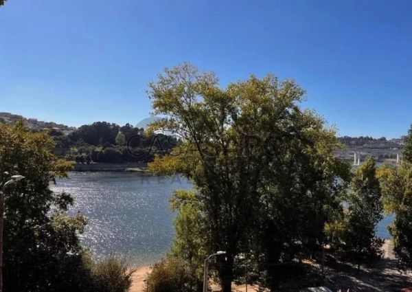 Apartamento T3 para alugar em Gondomar