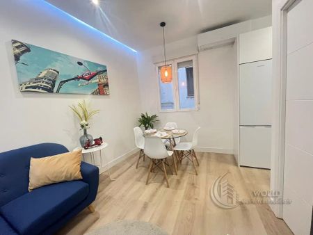 Piso de alquiler en Calle de Fomento, Palacio - Photo 3