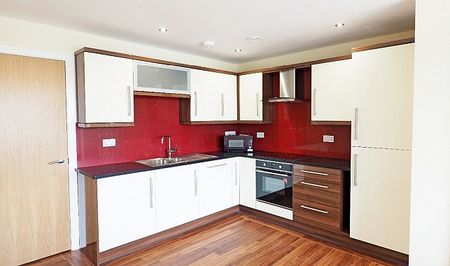 4-Bedroom City Centre Apartment in Sheffield Perfect for Students or Professionals - Photo 3