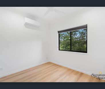 Newly Built Home in a Highly Convenient Stafford Location - Photo 2