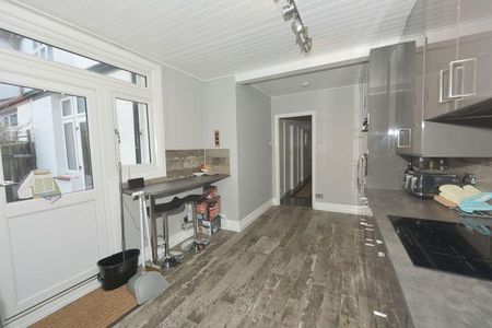 Flat share to rent - Photo 4