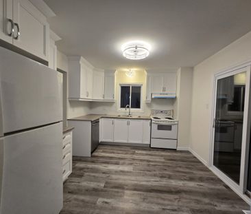 For Lease - 53 Sarrazin Way, Barrhaven, Ontario - Photo 2