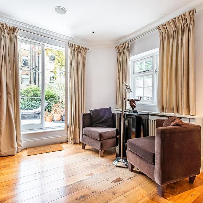 5 bedroom townhouse to rent - Photo 1