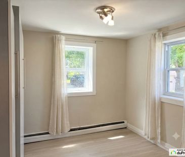 1219, St-Esprit, Sherbrooke (Jacques-Cartier) à louer - Photo 2