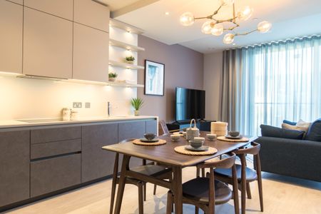 Water Facing Two bedroom apartment @ Opus, 6 Hanover Quay, Grand Canal Dock, Dublin 2. - Photo 3