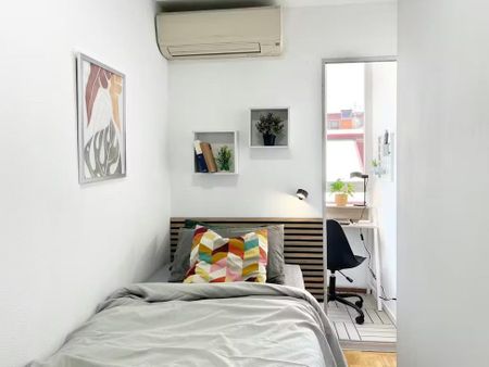 Calle Pedro Heredia, Madrid, Community of Madrid 28028 - Photo 3