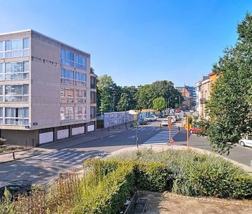 Appartement te huur in Ukkel voor € 1.150 met 1 slaapkamer - Foto 1