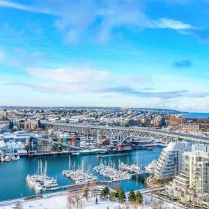 Yaletown Park Waterfront High-rise apartment - Photo 2