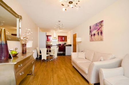 2 bedroom flat to rent - Photo 5