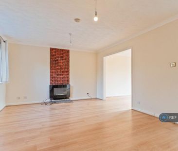 3 bedroom detached house to rent - Photo 4