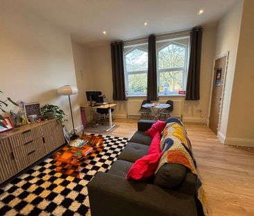 1 Bed Flat, Otley Road, LS16 - Photo 1